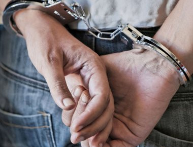 Πάτρα: Συνελήφθη για πλαστές επιταγές 37χρονος με 10 καταδίκες